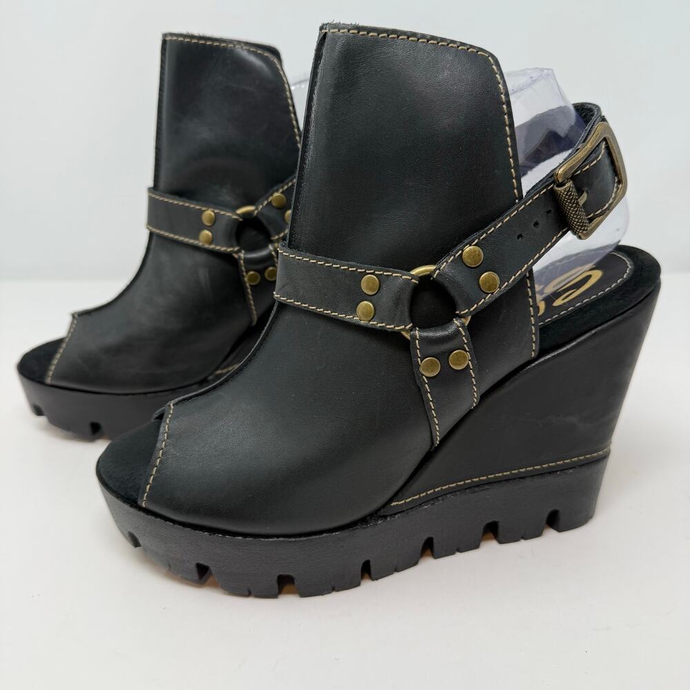 Sbicca Rayanne Wedge Ankle Booties Women's 9M Black Sandals Luxury EUC - Picture 2 of 16